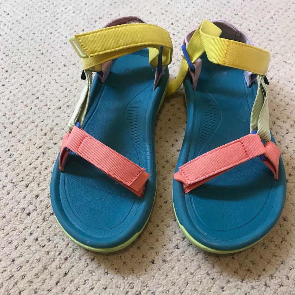 Women’s Teva X Outdoor Voices Hurricane XLT2